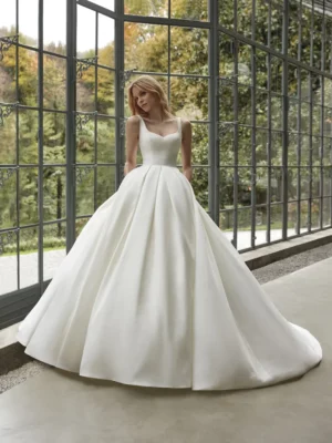 Vestido de novia LAMYA de NICOLE MILANO