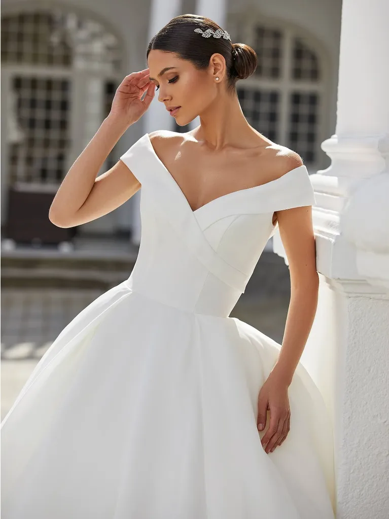 vestido-novia-PRONOVIAS-alcala-atelier-farrah_da.jpg